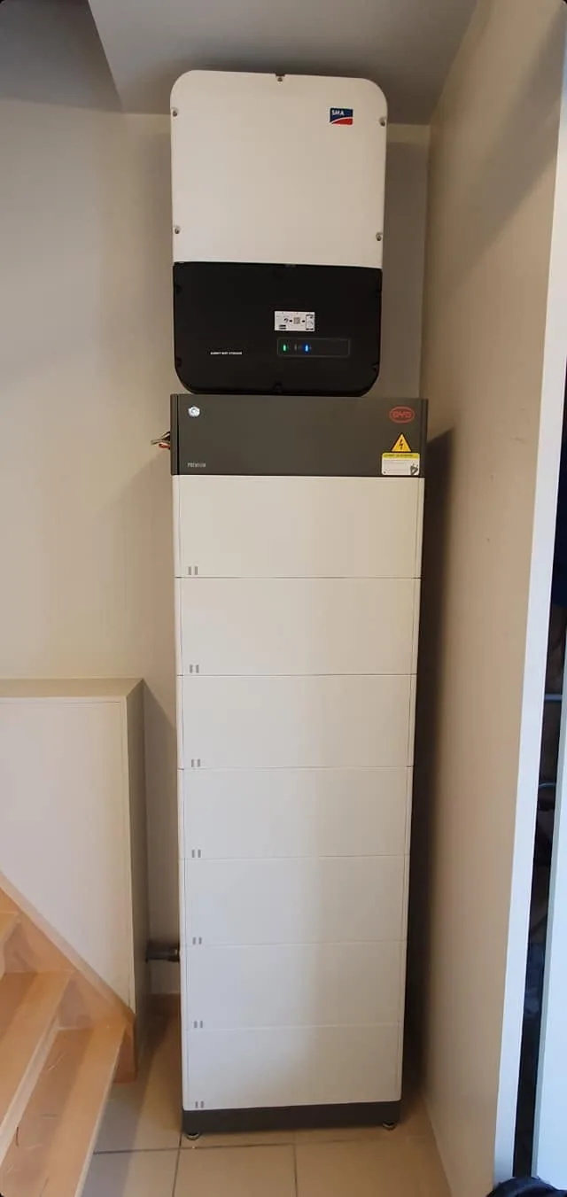 Thuisbatterij met omvormer voor zonnepanelen